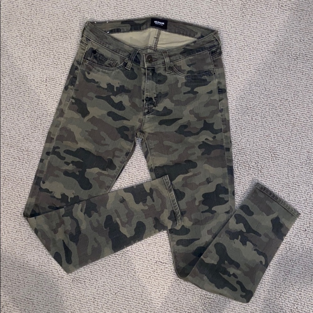 Camo Krista Crop Hudson Jeans size 27